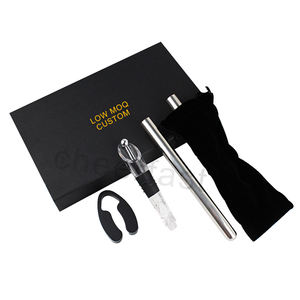 L'aérateur <span class=keywords><strong>de</strong></span> refroidisseur exclusif et fin permet <span class=keywords><strong>de</strong></span> respirer le vin et la boîte cadeau mganétique noire ensemble <span class=keywords><strong>de</strong></span> bâtons <span class=keywords><strong>de</strong></span> refroidisseur <span class=keywords><strong>de</strong></span> vin en acier inoxydable - Product Image 1