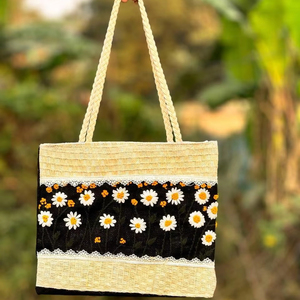 Grand sac fourre-tout écologique en toile de coton et jute de couleur festive pour une utilisation en extérieur pour l'Aïd d'autres occasions directement du Bangladesh - Product Image 4