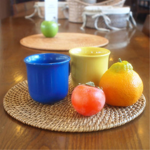 Vente en gros de sets de table ronds en rotin naturel faits à la main au Vietnam pour des ustensiles de cuisine écologiques et une décoration de table de fête de mariage - Product Image 4