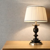 Elegante lámpara de pie grande de madera y tela perfecta para la decoración de la sala de estar y el dormitorio