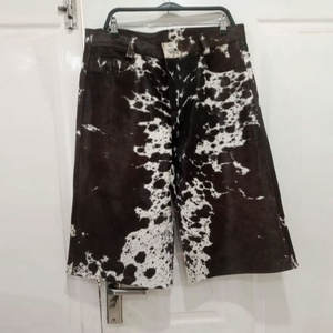 Durable Cowhide <b>Leather</b> <b>Shorts</b> Premium Quality Comfortable Fit Cowhide <b>Leather</b> <b>Shorts</b> Classic Stylish Everyday Wear for unisex - Product Image 1