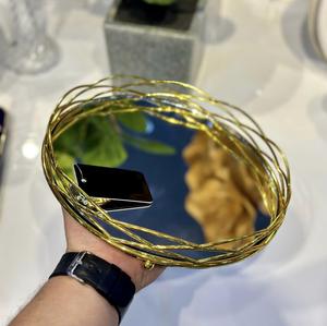 Plateau de service de forme ovale au design moderne de couleur or pour chocolat et collations pour hôtel et restaurant Plateau en étain pour service de cuisine - Product Image 3