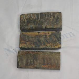 Blocs de corne de buffle de qualité exceptionnelle pour des poignées de couteau durables - Product Image 1