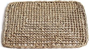 Alfombra de algas marinas hecha a mano como un elemento decorativo destacado, que resalta la calidad artesanal y la función decorativa. - Product Image 2