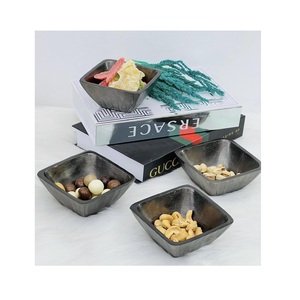 Amande et noix murales service en métal décoratif avec plateau en métal plaqué or plateau de serveur de bonbons/glaces avec bol - Product Image 5