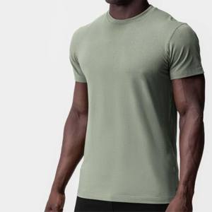 Camiseta de rendimiento atlético para hombre con propiedades ligeras y de secado rápido para deportes - Product Image 5