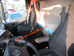 Camion tracteur châssis Mercedes-Benz Arocs 2652 6x4 diesel Euro6, année 2015, conduite à gauche, poids lourd, pour semi-remorque - Product Image 6