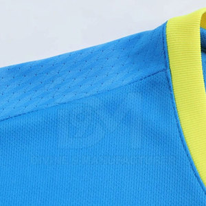 ชุดฟุตบอลแขนสั้นระบายอากาศดีไซน์ใหม่ล่าสุดจากโรงงานผู้ผลิต สำหรับฤดูหนาว คุณภาพสูง ปรับแต่งได้ - Product Image 4