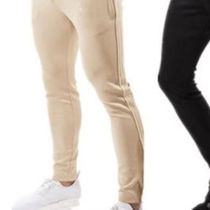 ชุดวอร์มกีฬากลางแจ้งสำหรับผู้ชาย ชุดออกกำลังกาย ฟิตเนส แบบเรียบ มีฮู้ด แขนสั้น กางเกงขาสั้นจ็อกเกอร์ ผลิตตามสั่ง OEM ผ้าฝ้าย 100% แห้งเร็ว MUKKA - Product Image 6