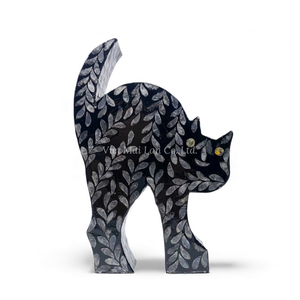 งานประติมากรรมแมวดำฮาโลวีนทำมือจากเปลือกหอยมุก ของตกแต่งหรูหราสง่างามจากธรรมชาติจากเวียดนาม - Product Image 3