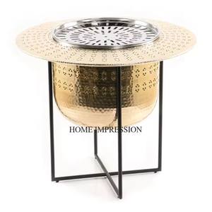 Suministro directo de fábrica Venta al por mayor a granel Color gris Forma redonda Diseñador único Metal Dallah Calentador Color negro Soporte de hierro - Product Image 3