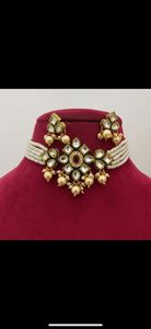 สร้อยคอโช้คเกอร์ Kundan ของผู้ผลิตอินเดียทำจากสเตนเลสชุบทองสำหรับงานแต่งงานชุดเจ้าสาวออกแบบได้ตามต้องการจำนวนมาก - Product Image 3