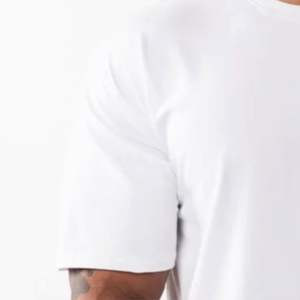 "T-shirts Streetwear surdimensionnés avec logo personnalisé: coton lourd, impression graphique de haute qualité, style vintage" - Product Image 6