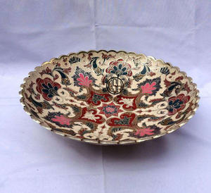 Cuenco multiusos decorativo con diseño de flores hecho a mano de latón para tazón de mesa para servir. - Product Image 6