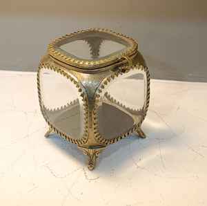 Customized Size Brass Border Glass Storage Box for Jewelry Ring and Earring <b>Keepsakes</b> Organized <b>Wedding</b> Decoration and Gifts - Product Image 3