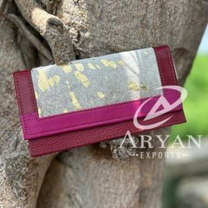 Nouveau sac à main en cuir recyclé de créateur pour les cheveux de haute qualité des femmes sur les portefeuilles porte-cartes de crédit en cuir coloré métallique - Product Image 1