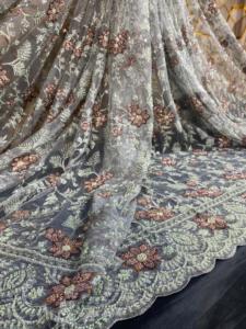 Tissu en maille perlée importé exceptionnel brodé à la main et tissu entièrement perlé pour les robes d'occasion spéciale et les vêtements de mariée - Product Image 3