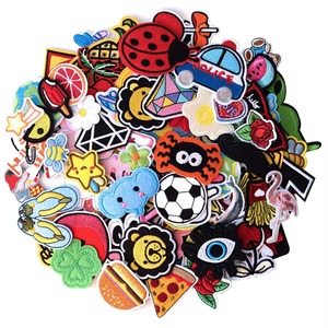 Parches bordados hechos a medida para planchar o coser, pedidos al por mayor a granel para empresas y equipos - Product Image 4