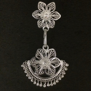 Pendientes de tuerca tradicionales de alta calidad más vendidos, brillo brillante directo del proveedor indio, joyería de moda de alta calidad - Product Image 2