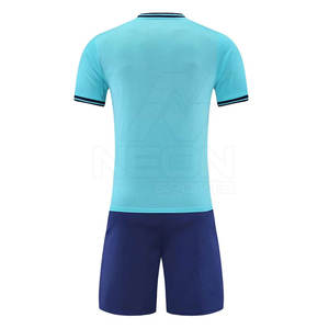 Uniforme de football de haute qualité, personnalisable, 100 % polyester, pour hommes, séchage rapide, léger, toutes saisons, fournisseur pakistanais - Product Image 2