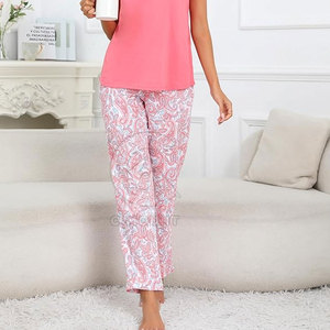 Ropa de verano Ropa de dormir ligera Minimalista Color sólido Conjunto de dormir Colección de ropa de dormir moderna para mujer - Product Image 6