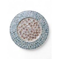 Assiettes de présentation de style côtier de luxe en nacre avec noyau en bambou, fabriquées au Vietnam pour la décoration de table de mariage sur la plage