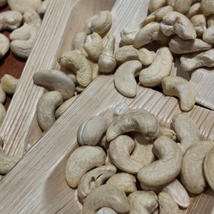 Noix de cajou blanches propres W180 du Vietnam, qualité supérieure, biologiques USDA / UE pour le service et la transformation alimentaire mondiale - Product Image 5