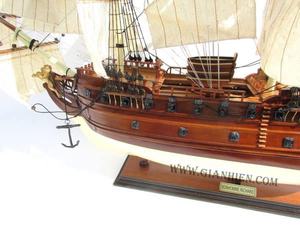 Modelo de barco de madera, modelo artesanal de BONHOMME RICHARD, hecho en VIETNAM - Product Image 3