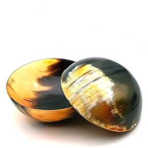 Bol de service en corne de buffle naturel fait à la main de qualité héritage Outils de salade de cuisine artisanale par HF CRAFTS - Product Image 5