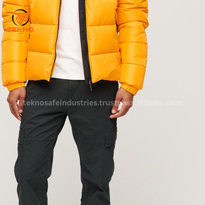 Veste d'hiver courte coupe-vent pour hommes Veste en duvet à séchage rapide pour hommes Veste confortable à capuche pour hommes Service OEM - Product Image 5