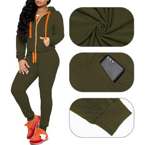 Ensemble 2 pièces personnalisé avec logo pour femme : sweat à capuche oversize et pantalon en molleton chaud en coton et polyester, taille plus - Product Image 1