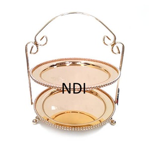 Nuevo y elegante soporte para pasteles de metal con acabado dorado, bandeja decorativa para mesa de bodas y fiestas al precio más bajo. - Product Image 2