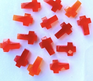 Piedra preciosa tallada a mano en forma de cruz, piedra preciosa tallada, fabricación de joyas, piedra preciosa tallada en forma de cruz cornalina - Product Image 3