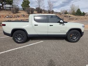 REVEAN RIT 2025, Camioneta con Tracción en las Cuatro Ruedas, Doble Tracción, Batería de Litio, Neumáticos R18, Asientos de Cuero, Techo Panorámico, Luces LED, Aleación de Aluminio - Product Image 5