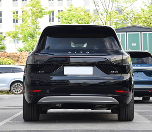 SUV de Lujo 2024, Gasolina, 4 Plazas, Batería de 52kWh, Volante a la Izquierda, Interior Oscuro, Techo Panorámico, Cámara Trasera de 360° - Product Image 2