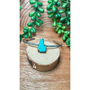 Bracelet manchette tendance Donovan Skeets Kingman en turquoise et argent sterling - Product Image 4