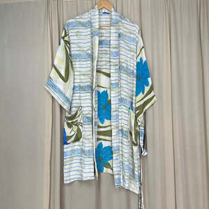 Vintage Floral Romance Silk Sari Boho <b>Kimono</b> Luxury Loungewear House Robe Flowy Gown Duster <b>Beach</b> Cover-Up for Swimsuit - Product Image 6