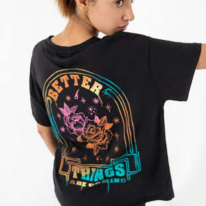 Hot Selling Summer Casual T-Shirt for Women High Quality <b>Slim</b> Fit with Round Neck Custom Logo Breathable Plain Design - Product Image 4