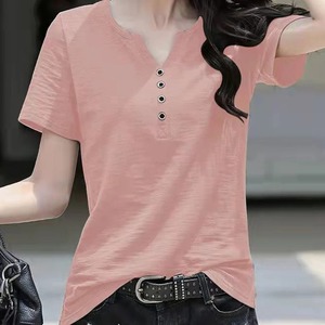เสื้อยืดคอวีติดกระดุมสำหรับผู้หญิงเสื้อลำลองสีพื้นแขนสั้นสีขาวขนาดใหญ่ทรงหลวมสำหรับฤดูใบไม้ผลิฤดูร้อน - Product Image 6