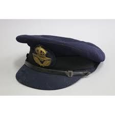 Chapeau officiel en gris anthracite et bleu foncé avec détails distinctifs Chapeaux brodés à la main - Product Image 4