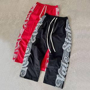 Fabricante de Conjuntos Deportivos Personalizados, Pantalones Deportivos de Nailon con Bordado, Chaqueta Cortavientos con Cremallera, Conjuntos Deportivos Unisex con Cordones Largos - Product Image 5