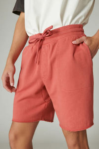 Wholesale 100% Cotton short solid <b>colour</b> custom DTF Logo printed with side pockets & raw hem streatwear Shorts for Men's - Product Image 3