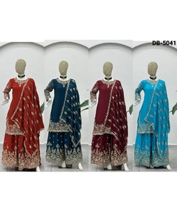 Trajes Sharara Bordados Estilo Indio y Pakistaní, Traje Salwar Kameez de Seda Chinon con Bordado, Lentejuelas y Trabajo Zari - Product Image 1