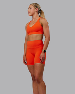 Conjunto de pantalones cortos y sujetador de Color naranja personalizado de alta demanda para mujer, conjunto de 2 piezas de entrenamiento transpirable de secado rápido para gimnasio, conjunto de playa de verano para mujer - Product Image 2