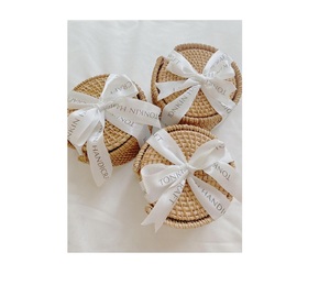 Dessous de verre élégants pour tasse à café en jute et rotin Tapis de table classiques avec un design admirable Sous-verres de cuisine standard - Product Image 1