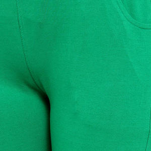 กางเกงโยคะผู้หญิงสุดหรู ลายเรียบ ระบายอากาศได้ดี ใช้ได้ทุกวัน ผลิตตามแบบ OEM เอวยางยืด ทนทาน ขายส่ง วัสดุพรีเมียม - Product Image 4