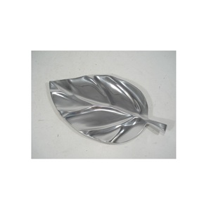 Plato de servicio moderno de lujo para aperitivos y comida - Product Image 2