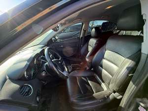 Chevrolet Cruze LTZ berline FWD propre, modèle 2014 - Product Image 2