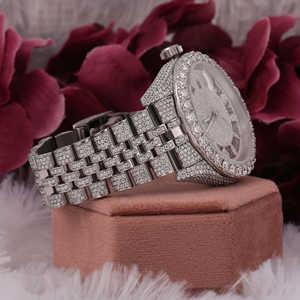 Reloj de lujo con números romanos helados, reloj de Hip Hop con diamantes completos para reloj de pulsera de estilo rapero de acero inoxidable - Product Image 4