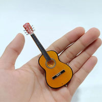 Guitare miniature 10 CM de hauteur artisanat en bois pour les décorations pour la maison